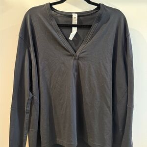 lululemon athletica Black V-Neck Pullover Long Sleeve Top